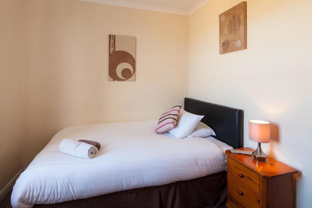 Seaview Hotel Fishguard Room photo