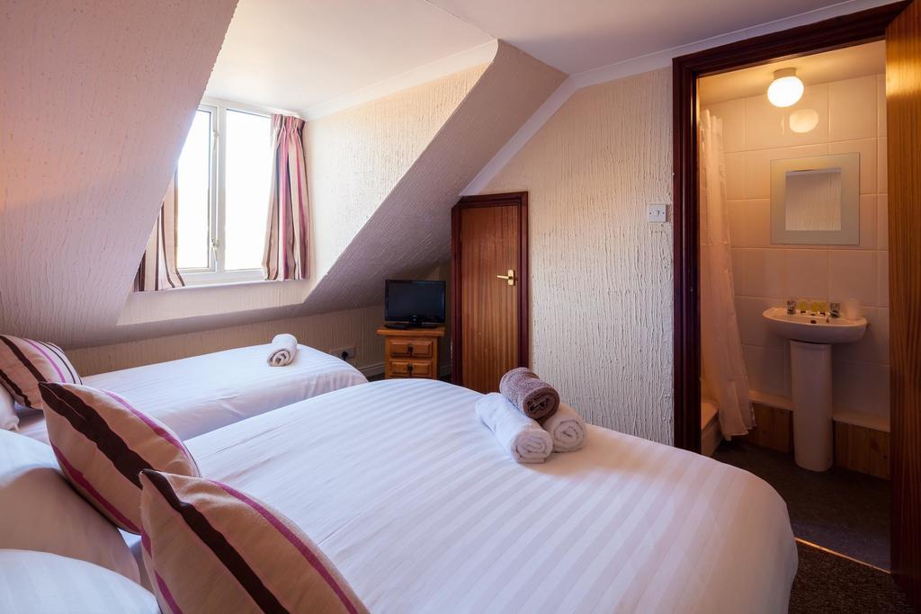 Seaview Hotel Fishguard Room photo